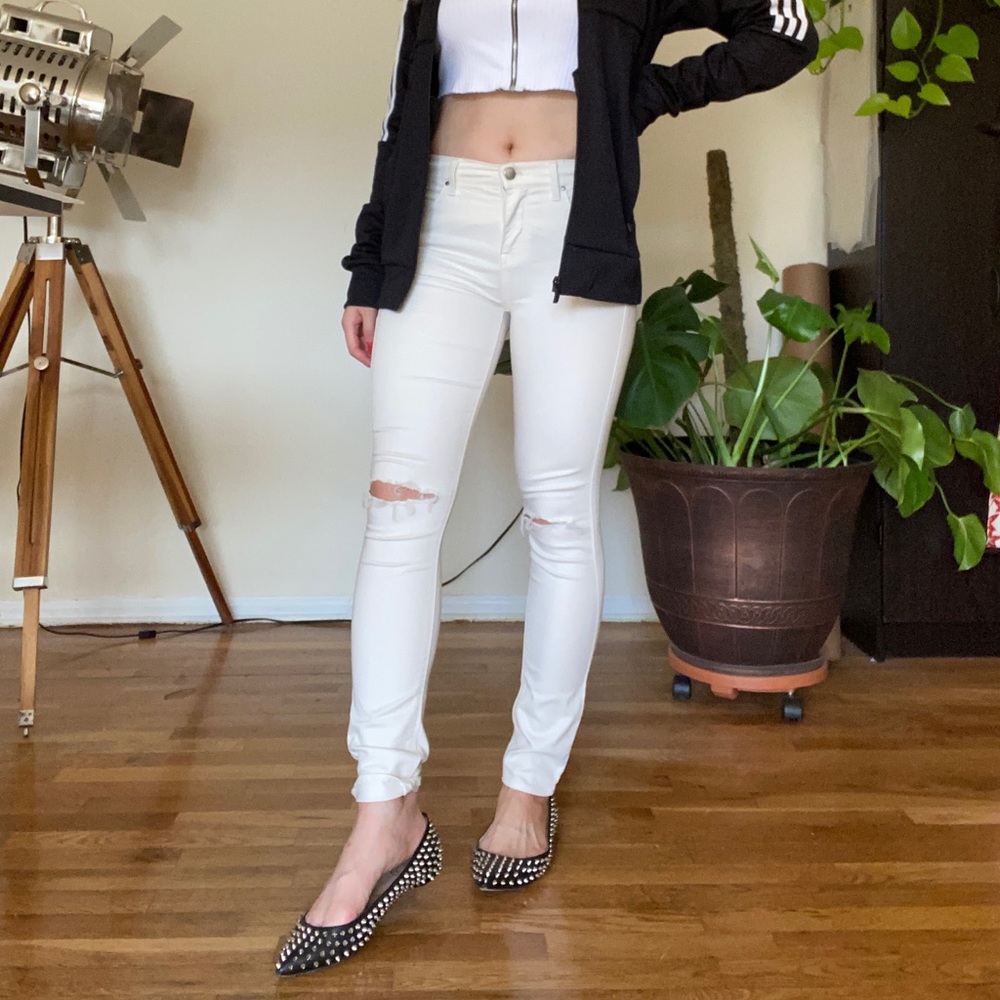 Topshop Leigh Sliced Knee Distressed Skinny Jeans